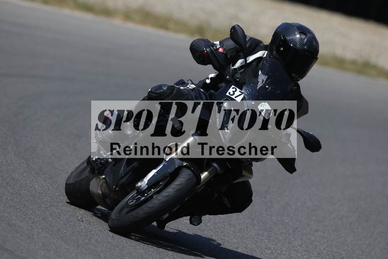 Archiv-2023/28 05.06.2023 Moto Club Anneau du Rhin/blanc-novice/37